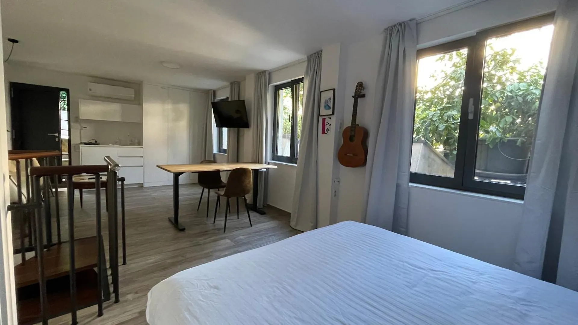 Artspace Location-Opatija-3 Bedroom House With Rooftop Garden By Beach Lejlighed
